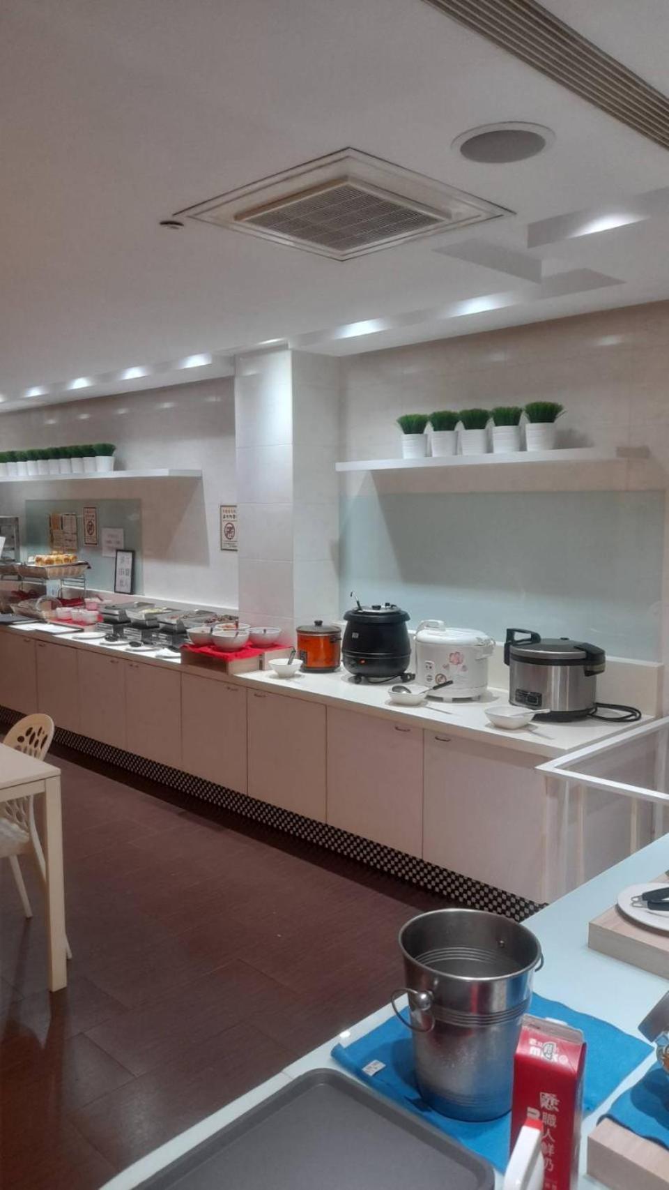 King Motel王者 桃園市旅館177號 Taoyuan Exterior foto