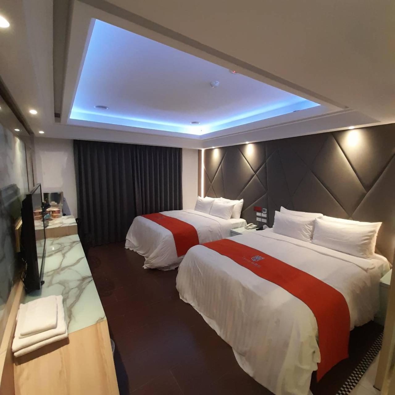 King Motel王者 桃園市旅館177號 Taoyuan Exterior foto